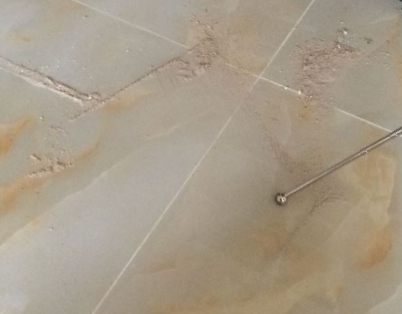 金华瓷砖空鼓维修公司分享粘合剂选择不当在瓷砖铺贴过程中可能导致以下问题